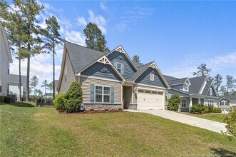 183 Falls Creek Dr in Spring Lake, NC - Building Photo - Building Photo