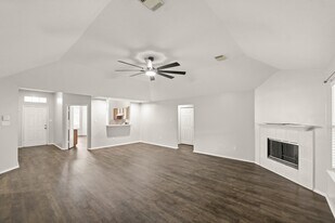 3651 Woodlace Dr in Humble, TX - Building Photo