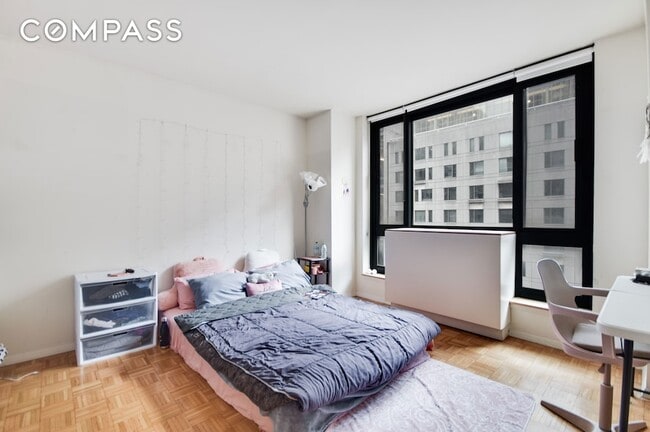 1 Irving Pl, Unit V9D in New York, NY - Building Photo - Building Photo