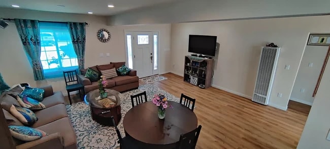 4094 Howard Ave in Los Alamitos, CA - Building Photo - Building Photo