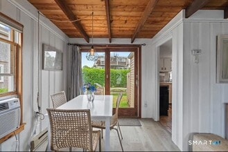 42 Noble Ave in Groton, CT - Foto de edificio - Building Photo