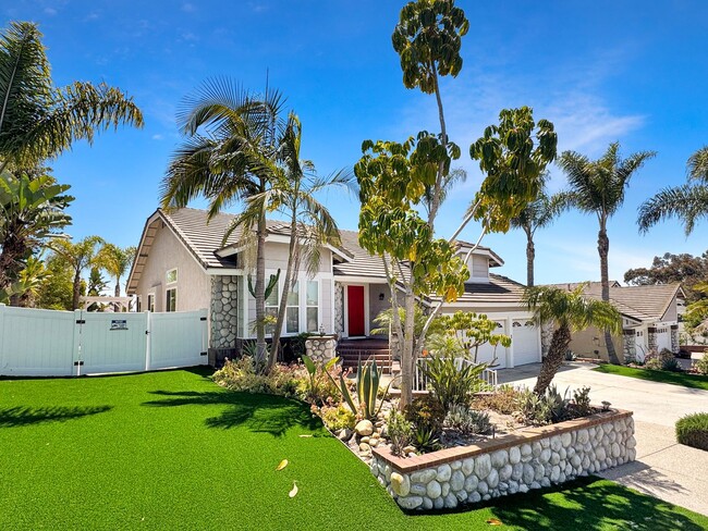 11775 Scripps Lake Dr in San Diego, CA - Building Photo - Building Photo