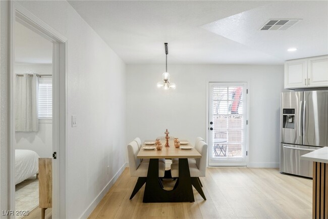 property at 4045 W Mardon Ave