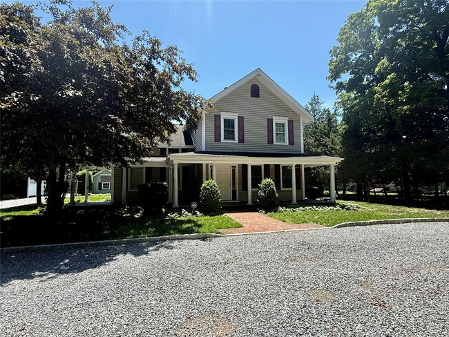 496 N Country Rd
