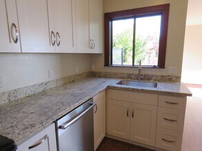 940 Elizabeth St in San Francisco, CA - Building Photo - Building Photo