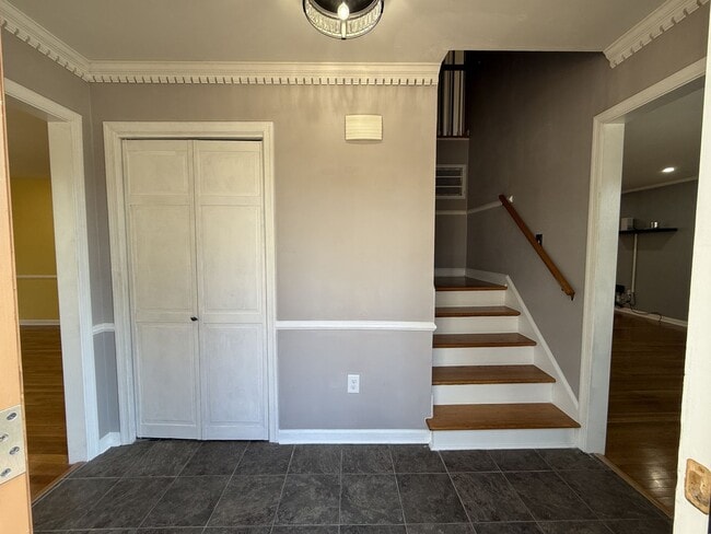 661 Village Green Pkwy in Newport News, VA - Building Photo - Building Photo