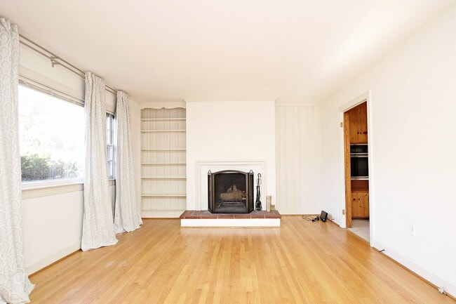 706 Grove Ave in Charlottesville, VA - Building Photo - Building Photo