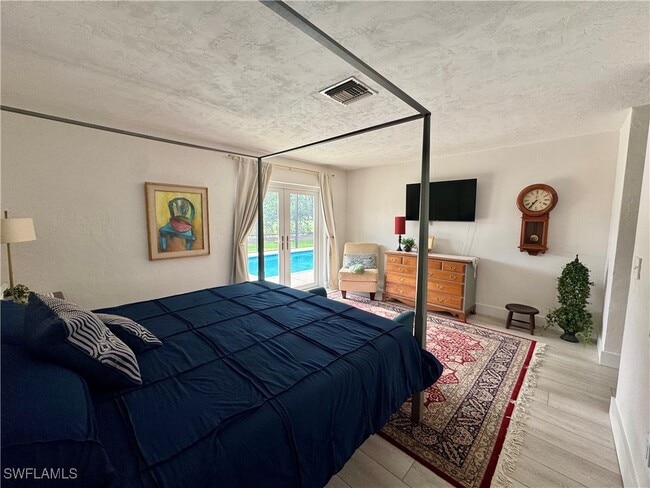 property at 1249 Fruitland Ave