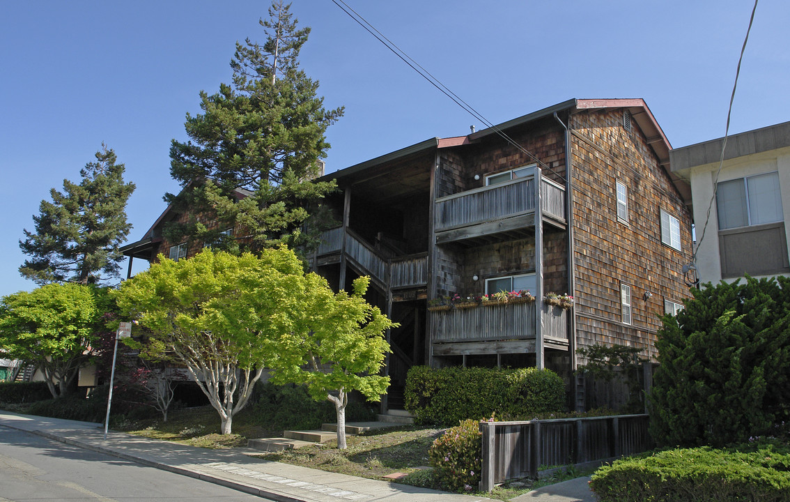 1708 Lexington Ave in El Cerrito, CA - Building Photo