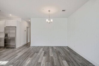 725 Eastview Dr in Central Islip, NY - Building Photo - Building Photo