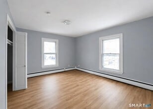 21 Young St in New Haven, CT - Building Photo - Building Photo