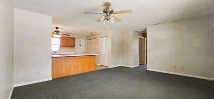 1431 Thousand Roses Dr S in Lake Wales, FL - Building Photo - Building Photo