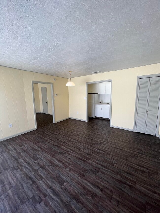 2241 W Pensacola St in Tallahassee, FL - Building Photo - Building Photo