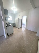 54 Lindsley Pl, Unit 1 in East Orange, NJ - Building Photo - Building Photo