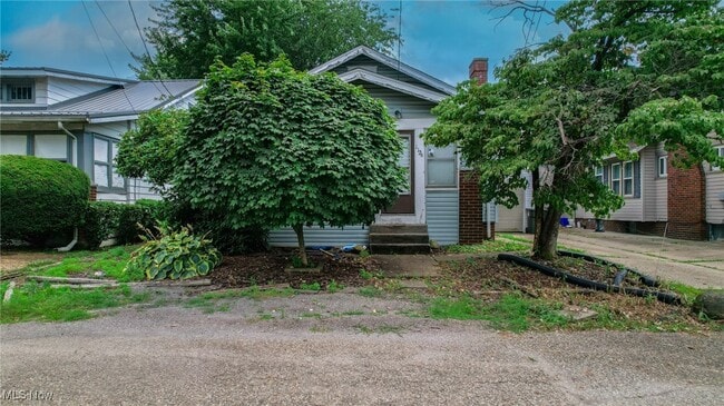 property at 1126 18th St NE