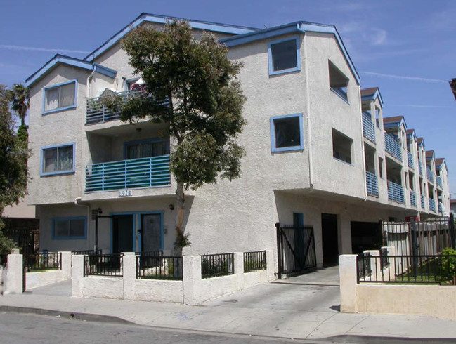 1918 Chestnut Ave in Long Beach, CA - Foto de edificio - Building Photo