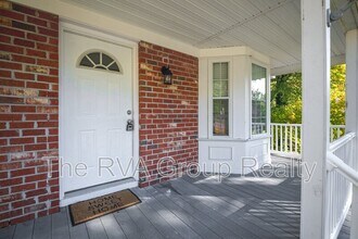 10904 Newlands Ct in Richmond, VA - Building Photo - Building Photo