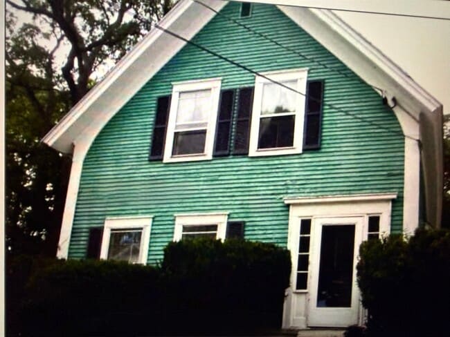property at 40 Messer St