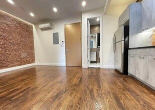 2156A Fulton St, Unit 3A in Brooklyn, NY - Foto de edificio - Building Photo