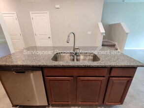 8090 Rolling Shell Trail in Wesley Chapel, FL - Building Photo - Building Photo