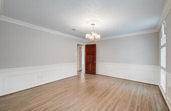 11022 Riverview Dr in Houston, TX - Building Photo - Building Photo