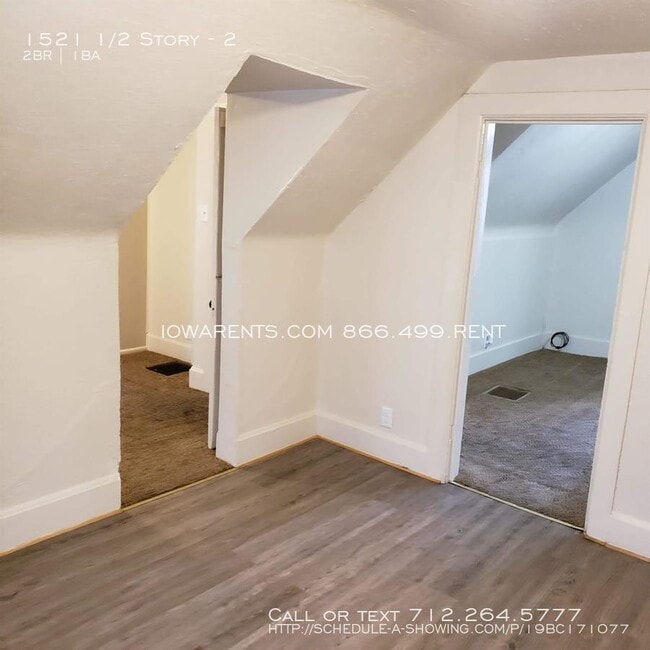 property at 1521 1/2 Story