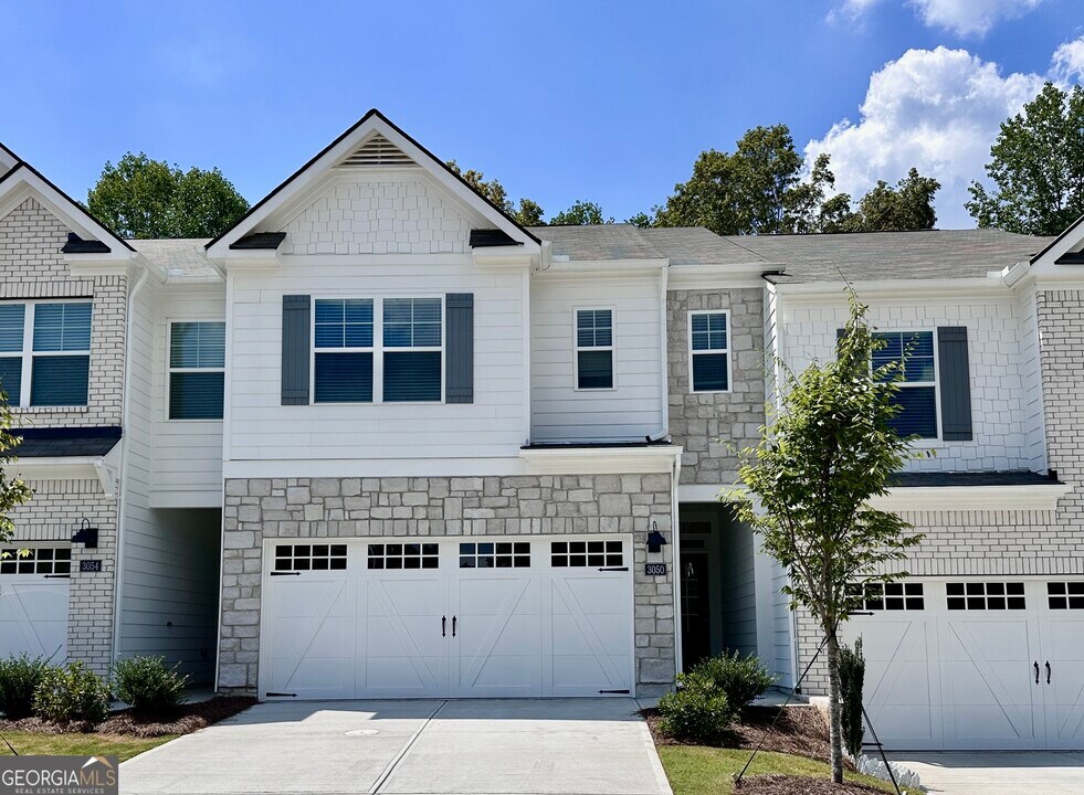 3050 Yellow Hammer Dr SE in Marietta, GA - Foto de edificio