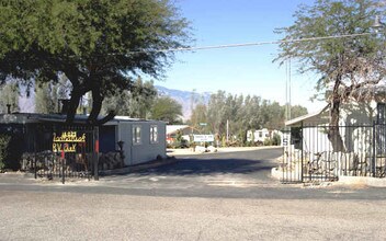 Tamarisk Trailer Park in Desert Hot Springs, CA - Foto de edificio - Building Photo