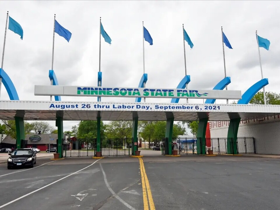 1366 Pascal St, Unit B in St. Paul, MN - Building Photo