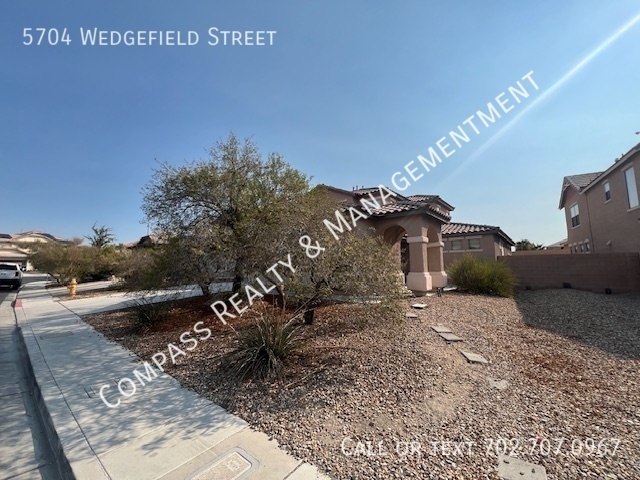 5704 Wedgefield St in North Las Vegas, NV - Building Photo - Building Photo