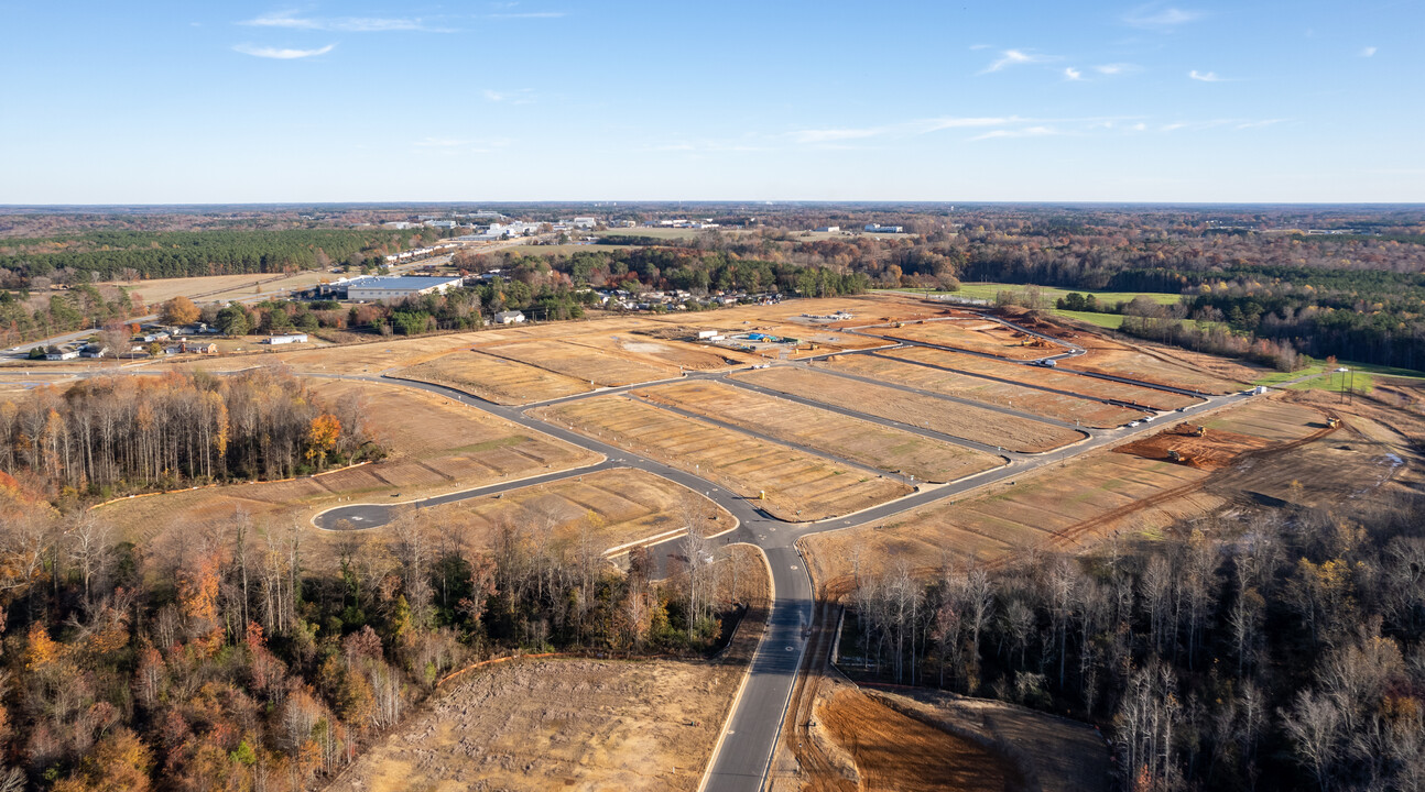 Buckhorn Branch in Clayton, NC - Building Photo