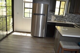 2030 Blake St, Unit C in Berkeley, CA - Building Photo - Building Photo