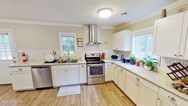 1015 River St in Jacksonville, NC - Building Photo - Building Photo