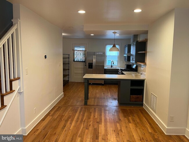 1231 W 37th St in Baltimore, MD - Building Photo - Building Photo