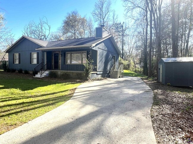 221 Jefferson Cir in Macon, GA - Building Photo - Building Photo