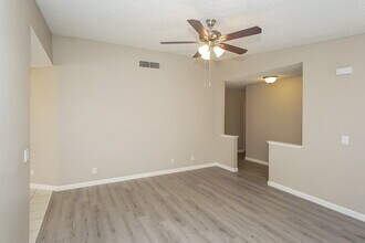 603 Jackson Dr in Henderson, NV - Building Photo - Building Photo