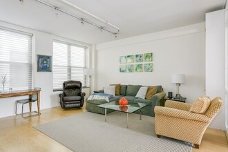 453 Washington St in Boston, MA - Building Photo - Building Photo