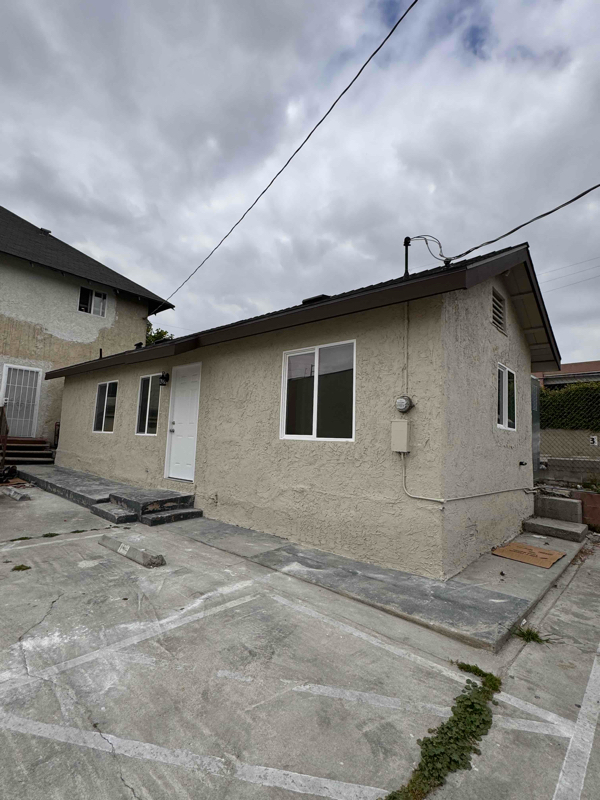 property at 1811 E Cesar E Chavez Ave