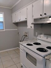 832 Holt Dr in Baton Rouge, LA - Foto de edificio - Building Photo