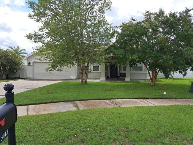 property at 3413 Jasmine Trace Ln