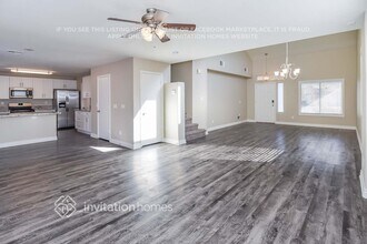 6345 Morning Roses Dr in North Las Vegas, NV - Foto de edificio - Building Photo