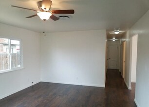 917 E Myrtle St in Hanford, CA - Building Photo - Building Photo