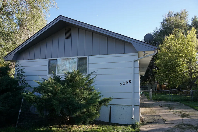 property at 5570-5580 W 10th Ave
