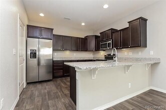 7751 Crestone Peak Trail in Colorado Springs, CO - Foto de edificio - Building Photo