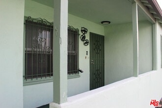 1154 Irolo St in Los Angeles, CA - Building Photo - Building Photo
