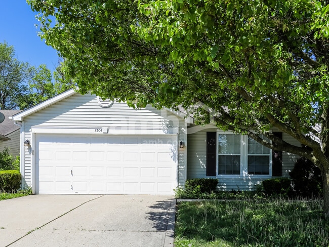 property at 1304 Castleford Ln