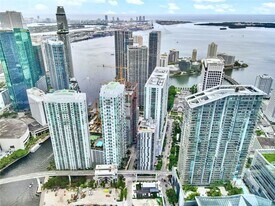 31 SE 6th St, Unit 1708 in Miami, FL - Building Photo