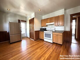 18 Saint Peter St, Unit 3 in Boston, MA - Building Photo