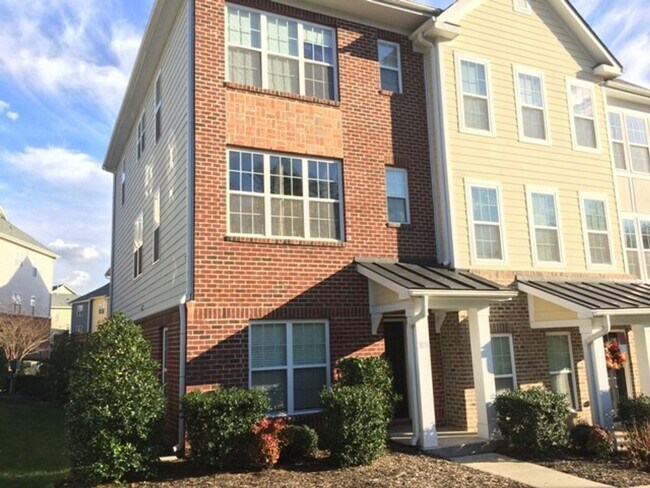 3851 Cary Glen Blvd in Cary, NC - Building Photo - Building Photo