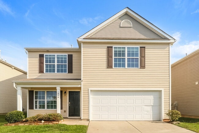property at 1906 Eastway Dr